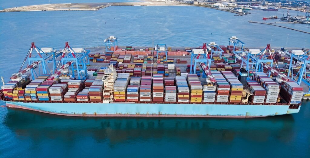 ship, container, port-4490857.jpg
